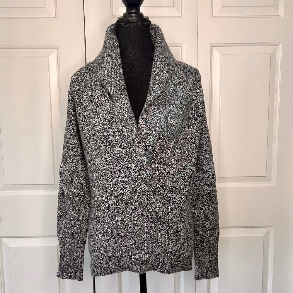 White House Black Market V-Neck Black and White Sweater in Size L